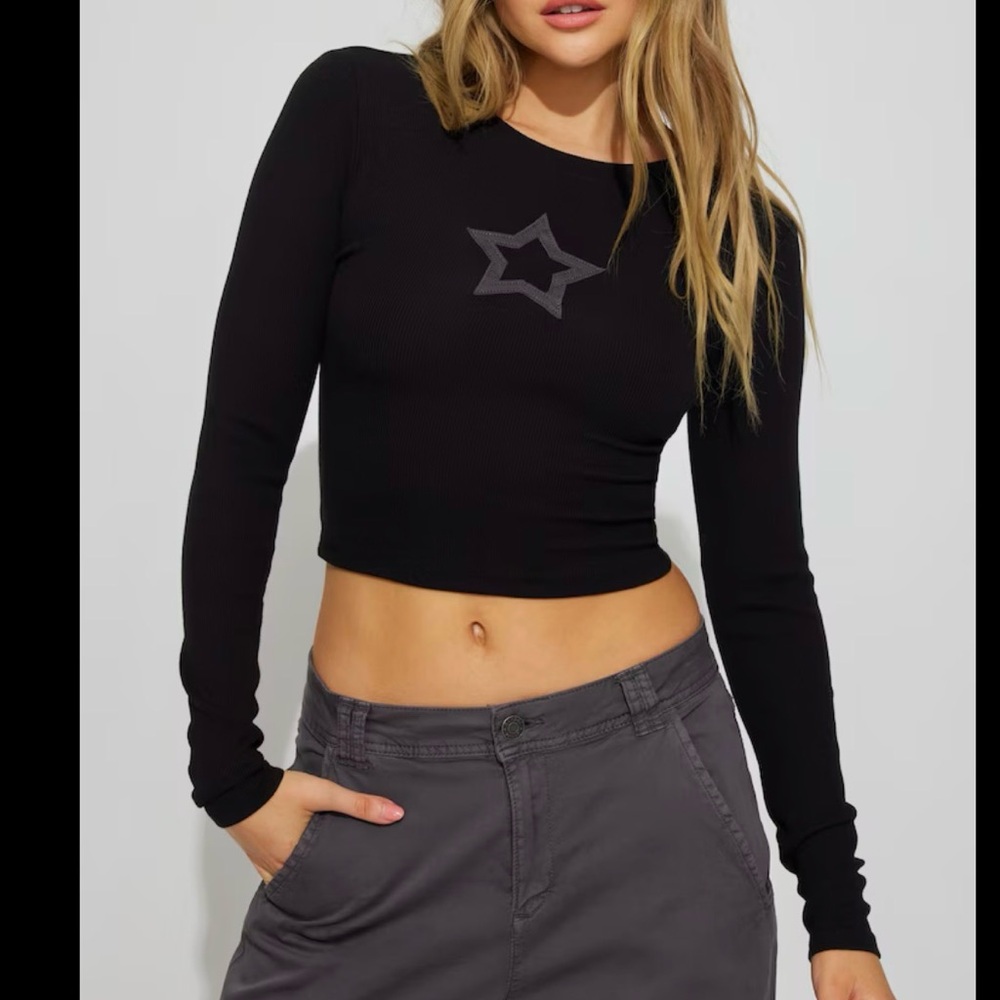 Garage Kimmy Graphic Long Sleeve Black Crewneck Top Women’s M